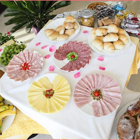 Pacla Hotel 4*